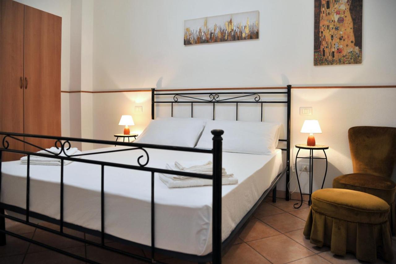 Appartamento Casa Salonia Noto Esterno foto